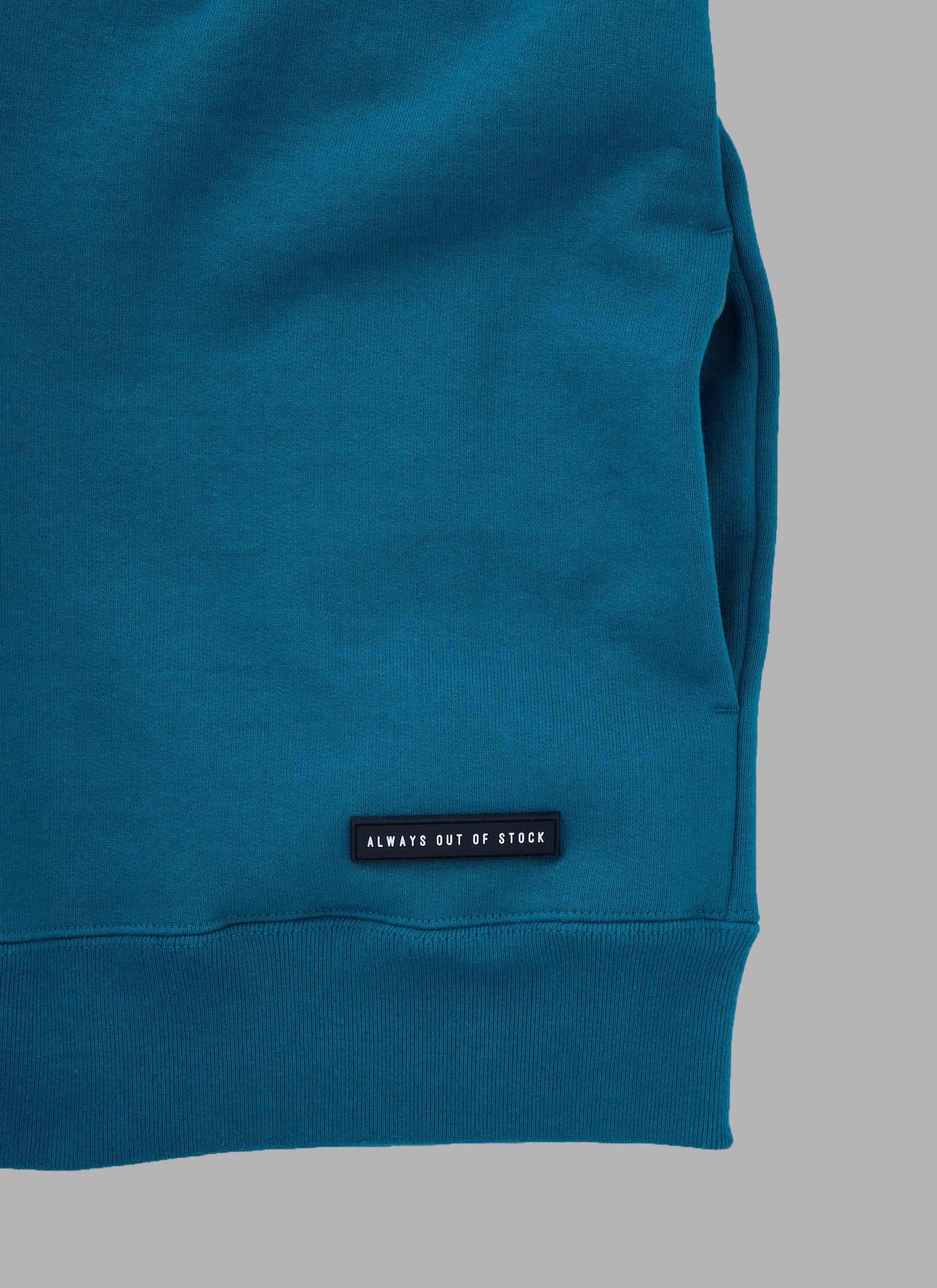 SWITCHED THICK CREW NECK-TURQUOISE