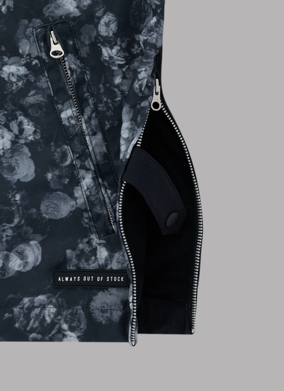 FLOWER PATTERN LIGHT BLOUSON JACKET-BLACK