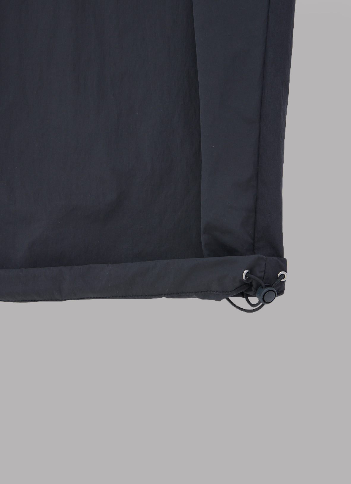 OVER TUCK SHELL PANTS-BLACK
