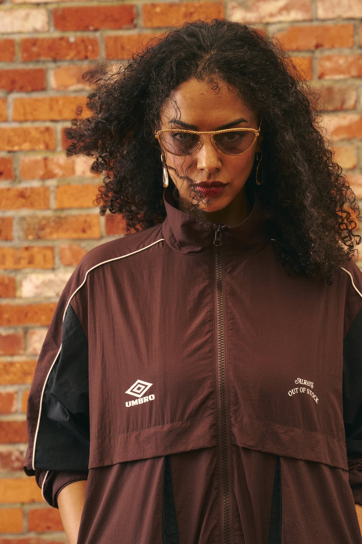 UMBRO SHELL JACKET-BROWN