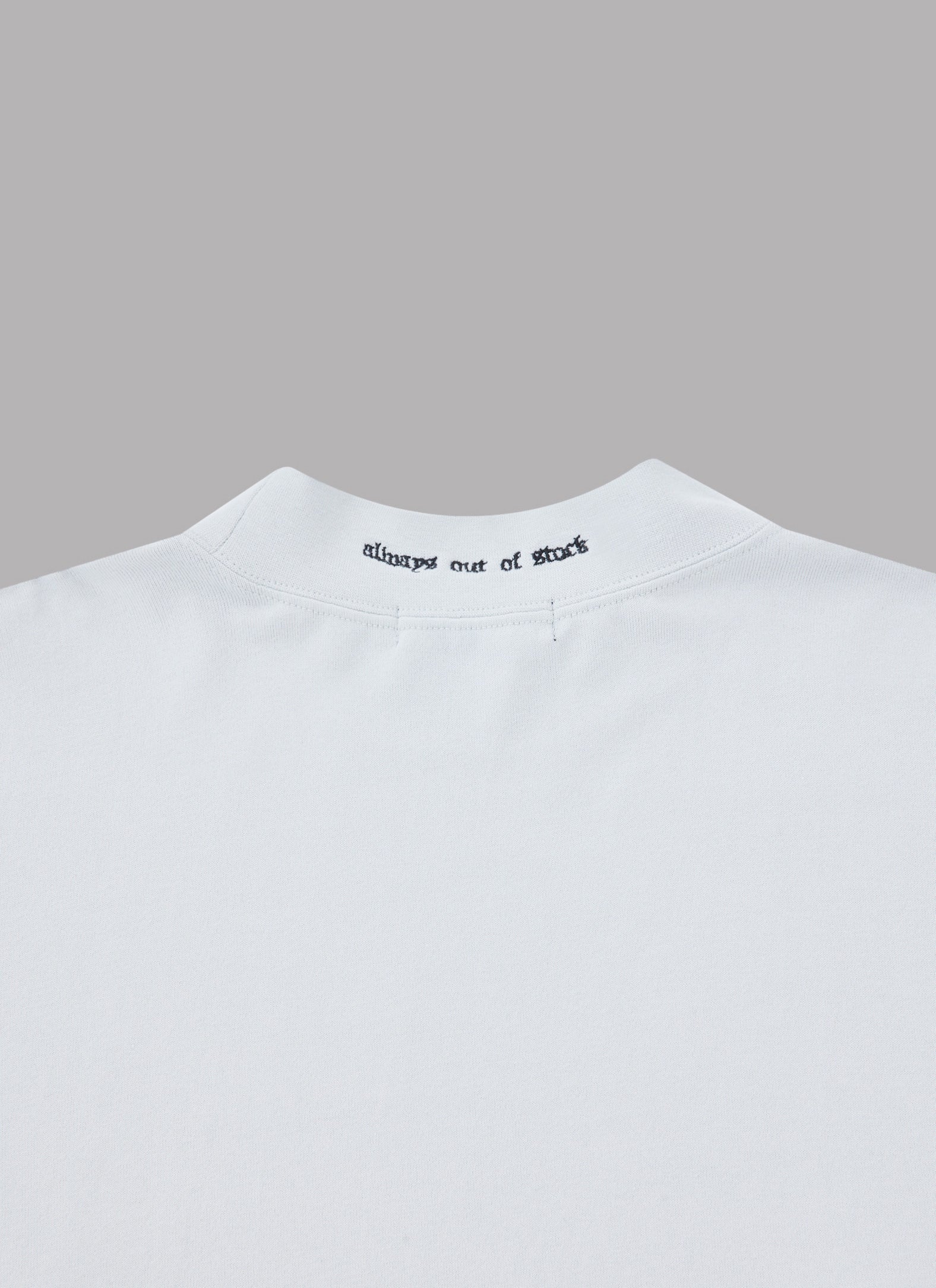 MOCK NECK L/S TEE-WHITE