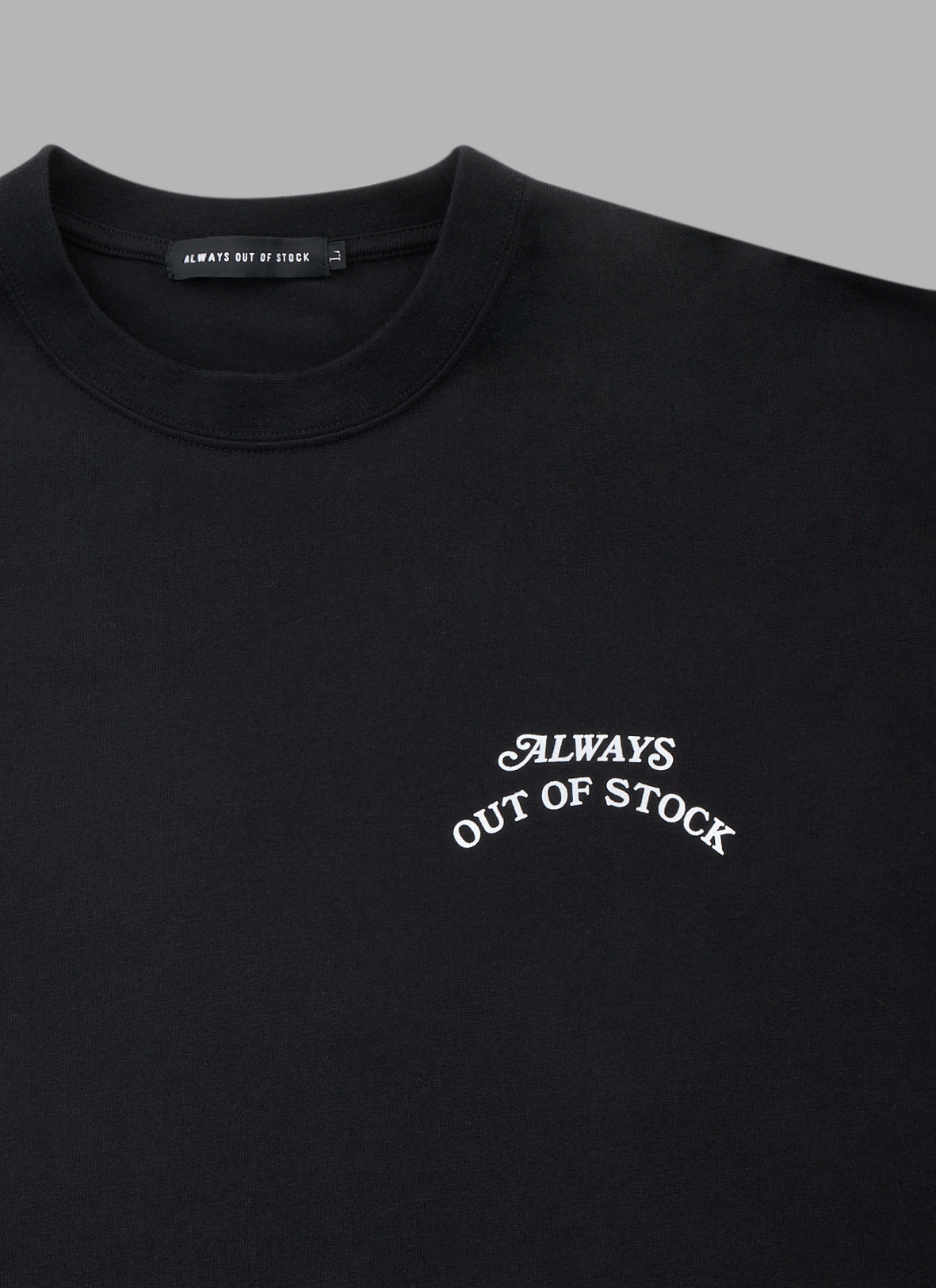 INVADOR GRAPHIC S/S TEE-BLACK