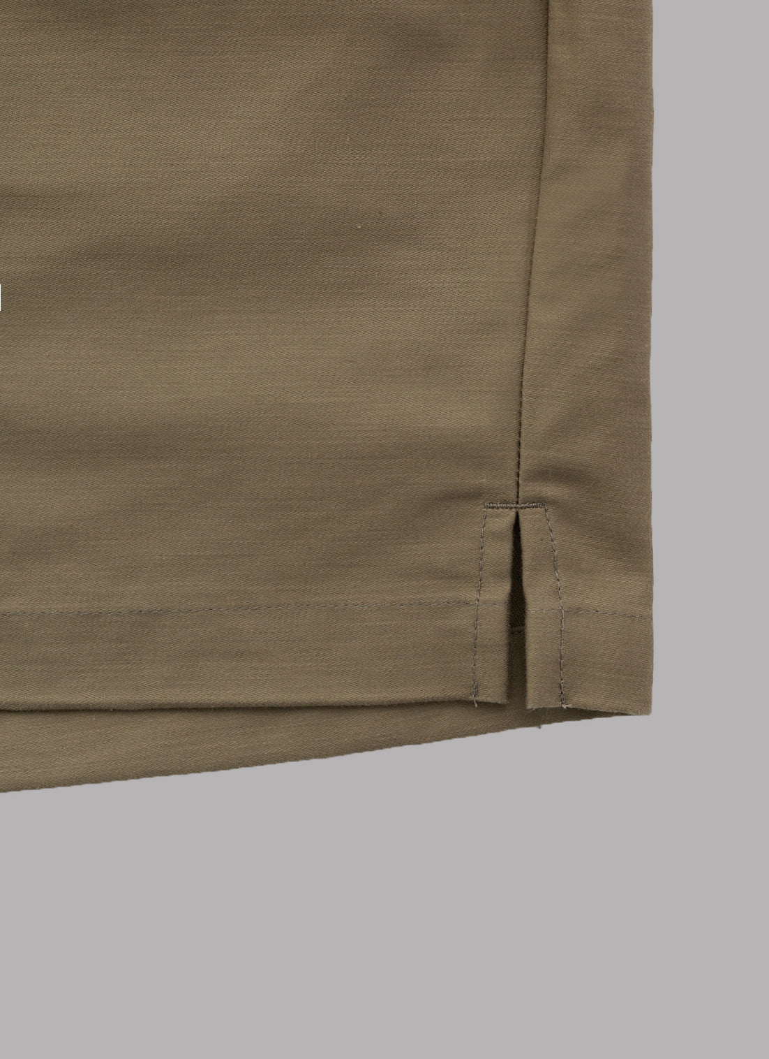 HALF BASKETBALL SHORTS-BEIGE