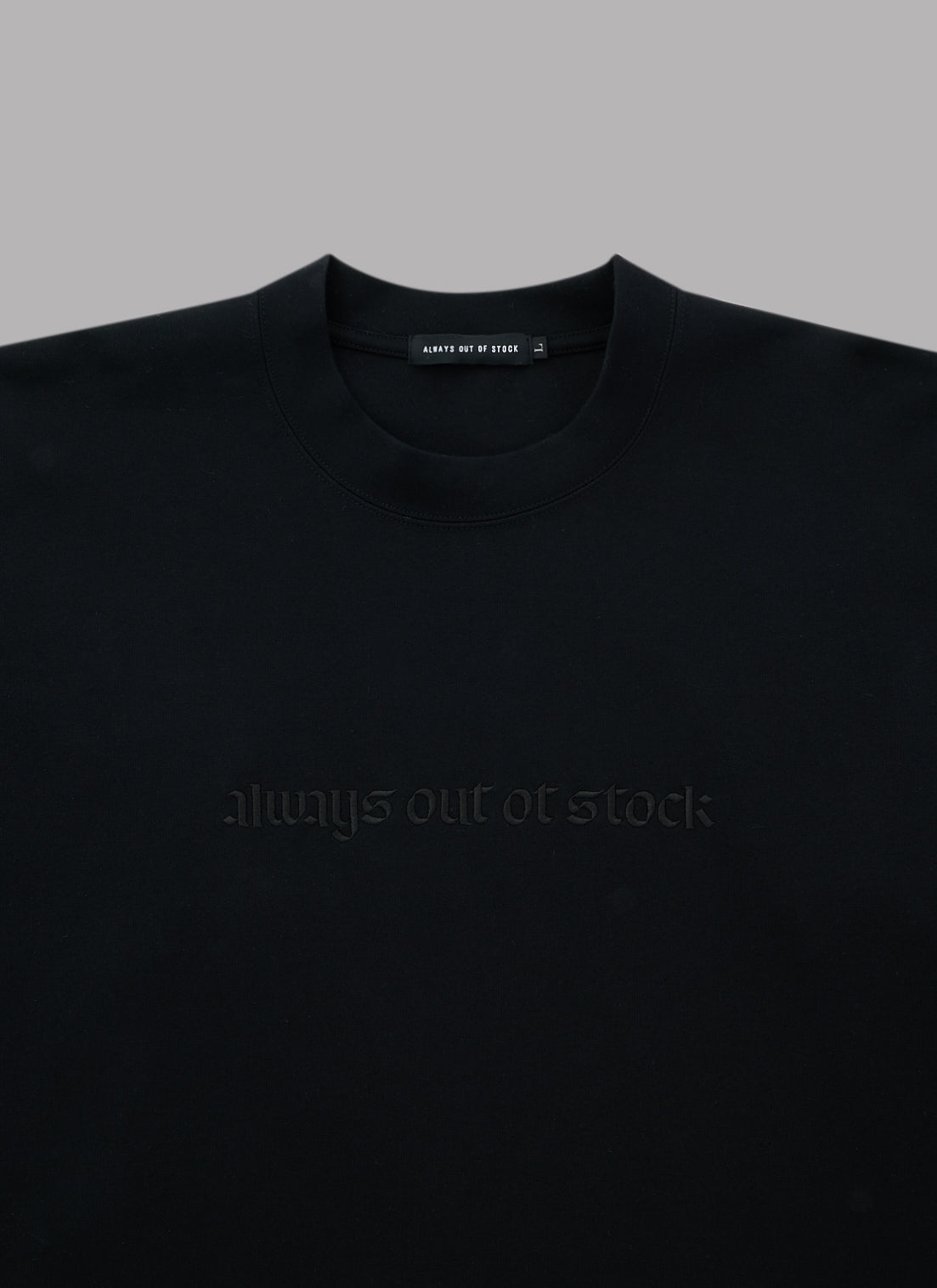 OLD ENGLISH DROP L/S TEE-BLACK