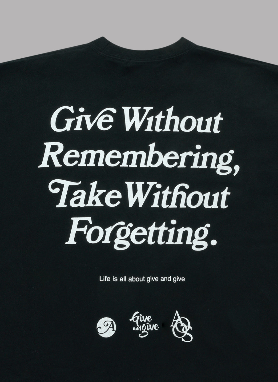 GIVE WITHOUT REMEMBERING S/S TEE-BLACK