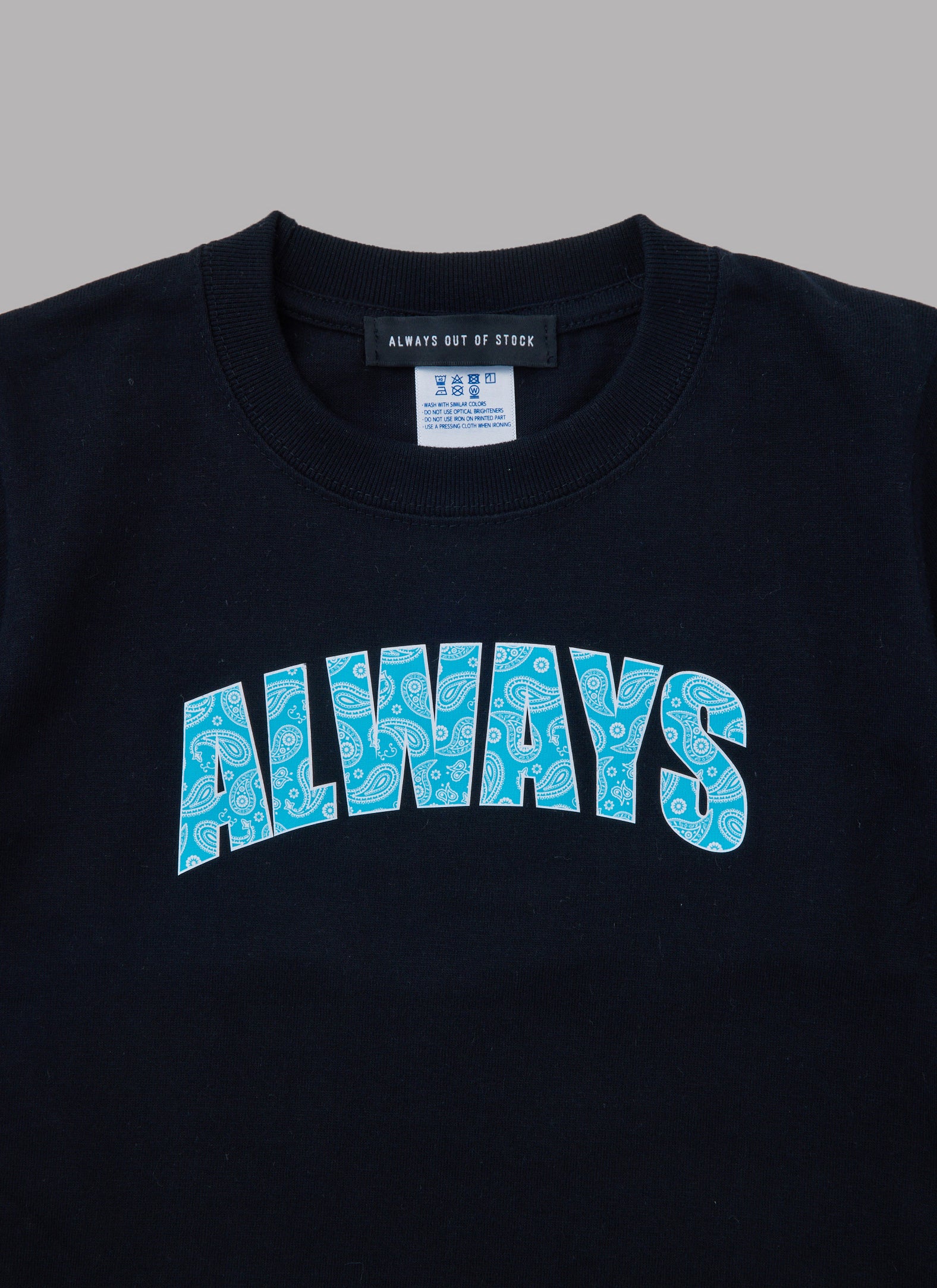 ARCH LOGO PAISLEY KIDS TEE - BLACK