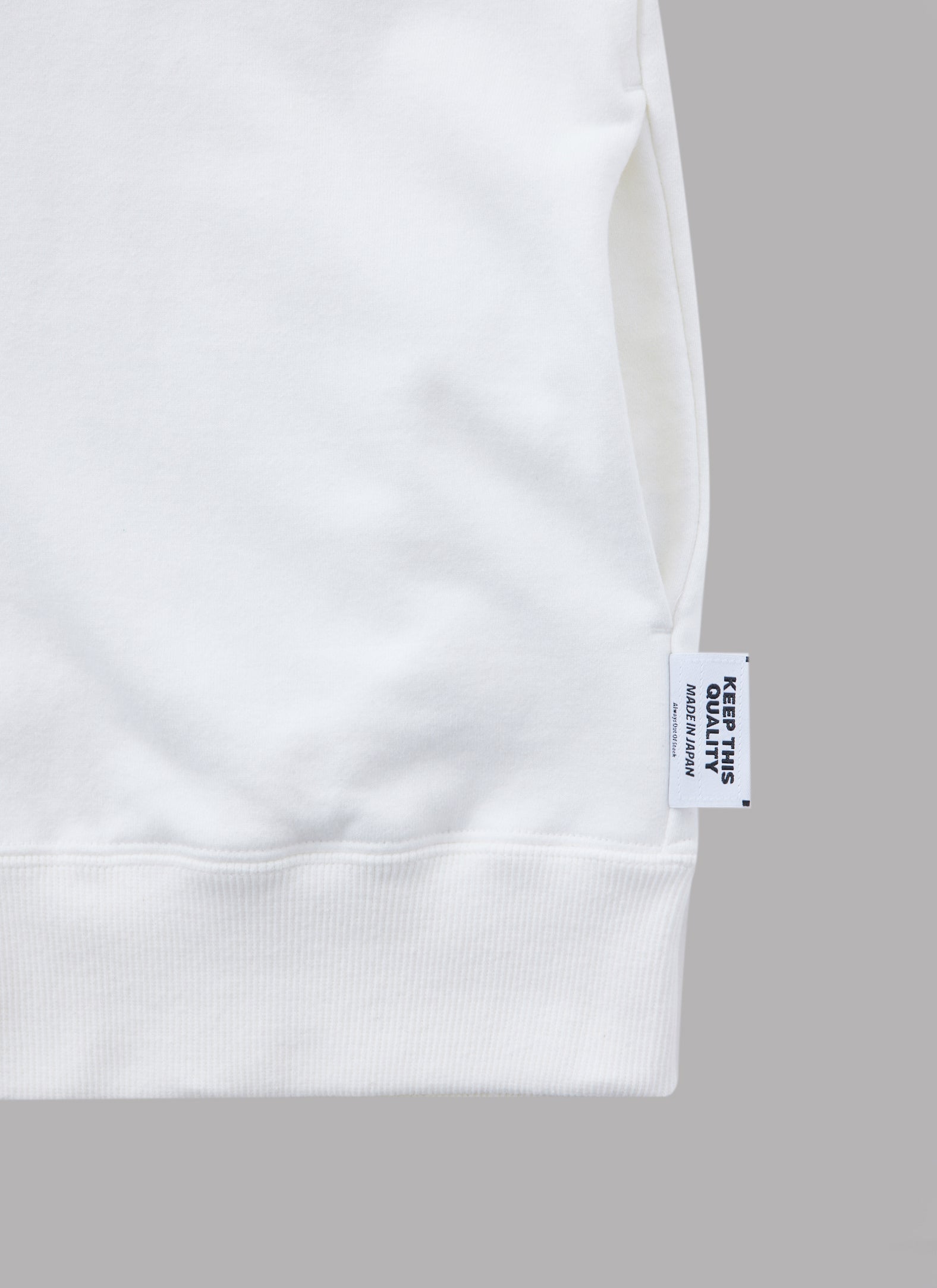 SWD_CREWNECK-WHITE