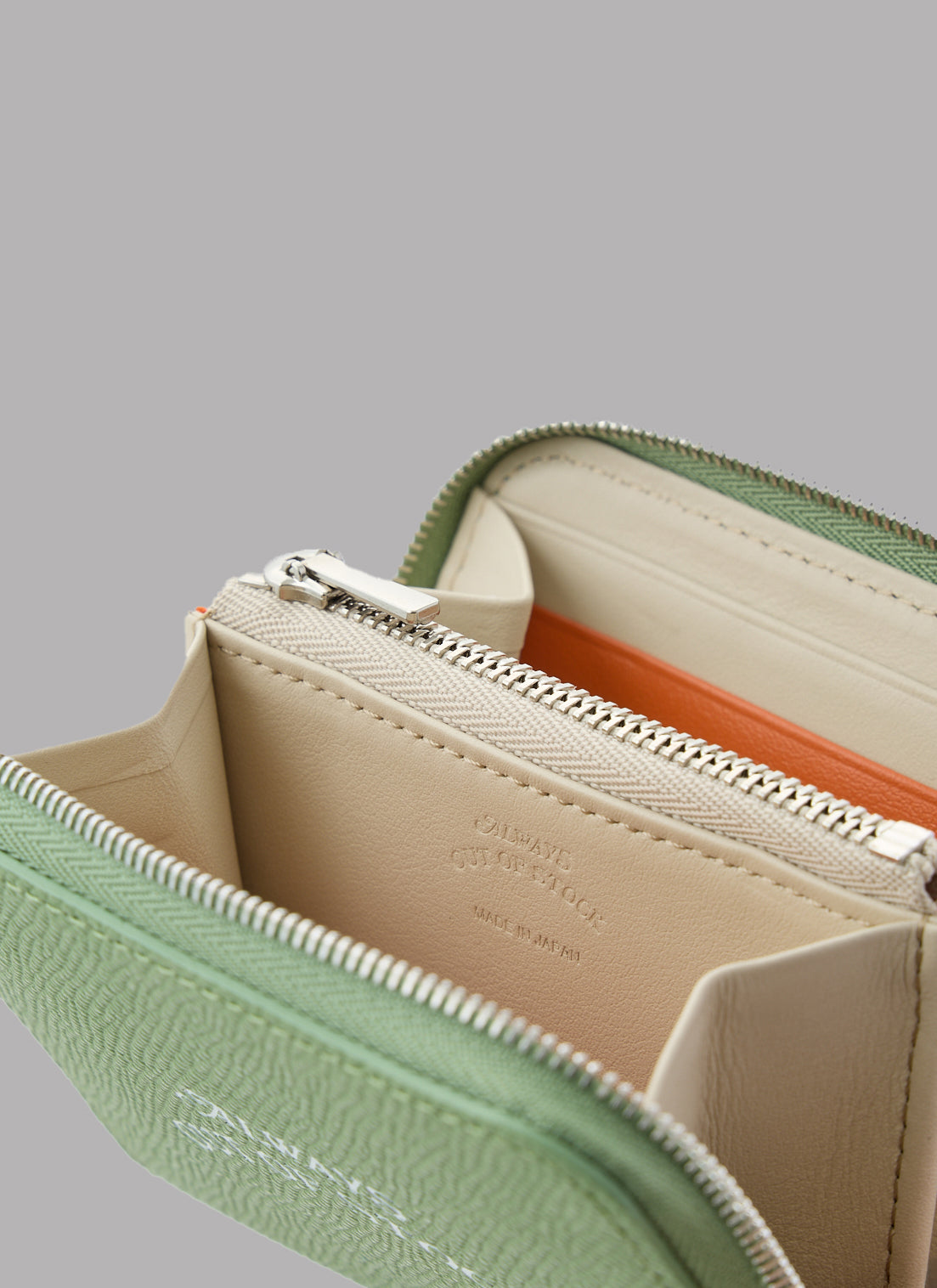 BASIC LOGO SMART WALLET-PISTACCHIO