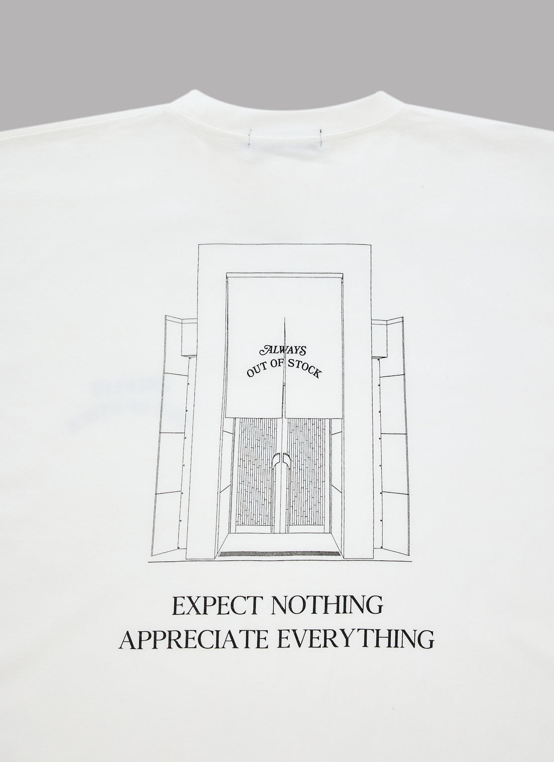 STORE GRAPHIC L/S TEE-WHITE