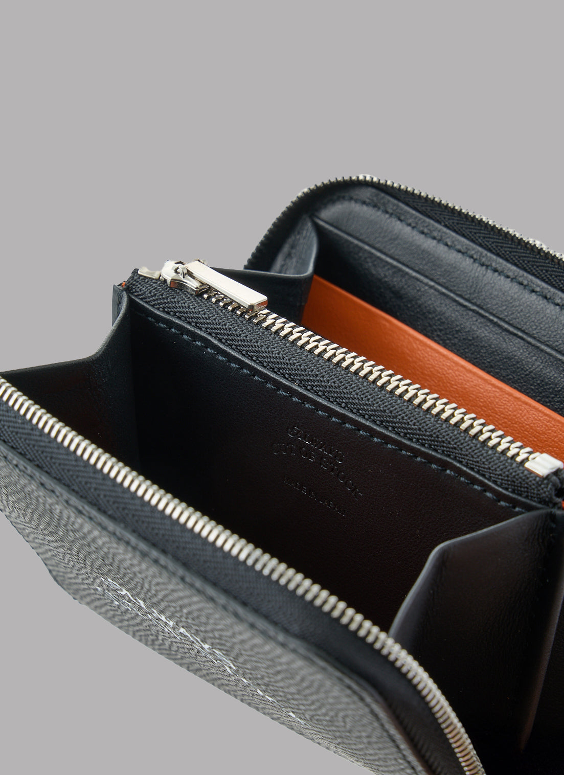 BASIC LOGO SMART WALLET-BLACK