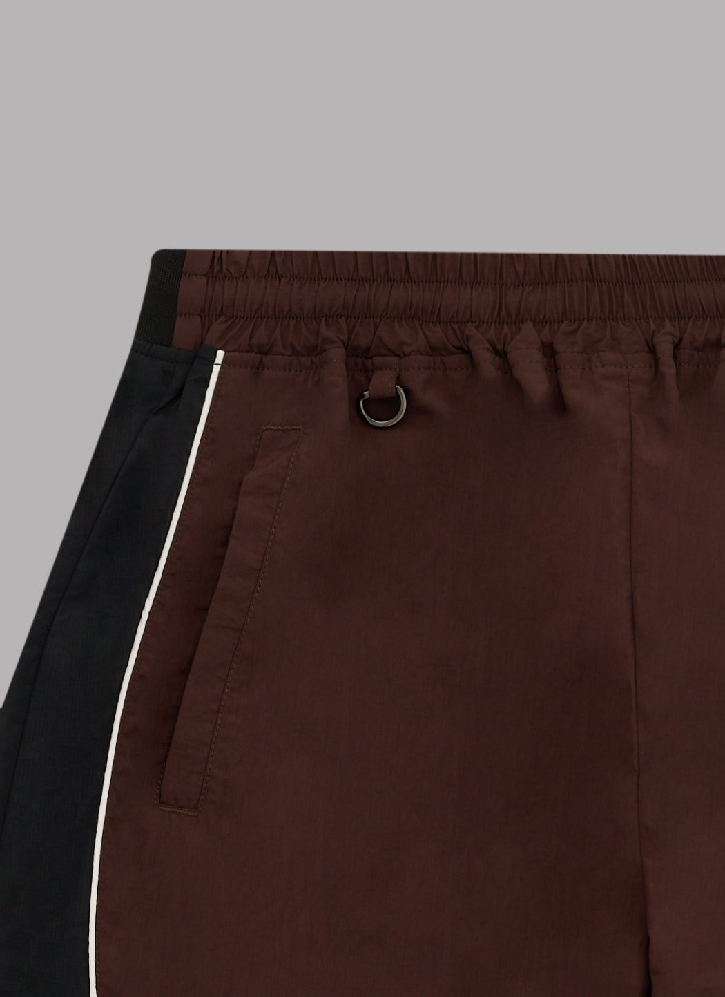 UMBRO SHELL PANTS-BROWN