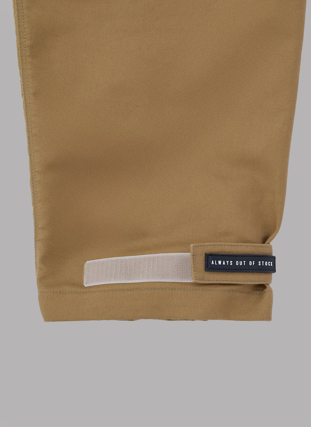 QUILTED SIDE BUTTON TROUSERS-BEIGE