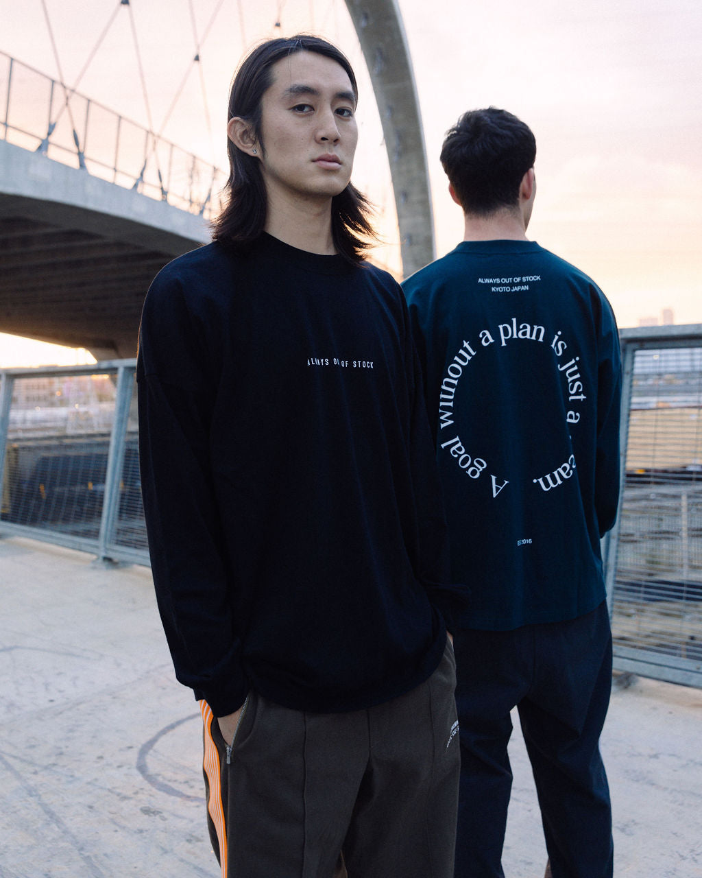 A GOAL WITHOUT A PLAN DROP L/S TEE-BLACK