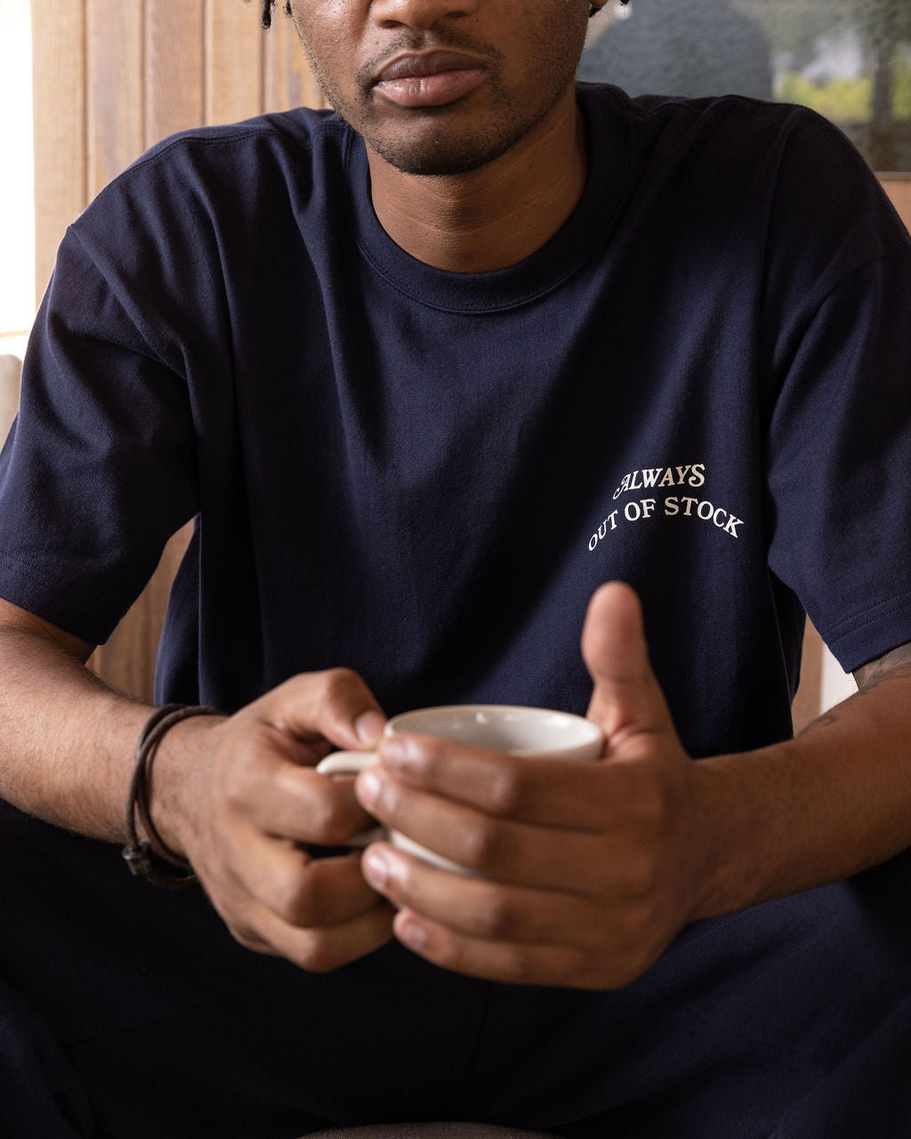 BASIC LOGO S/S TEE-NAVY x OFF WHITE