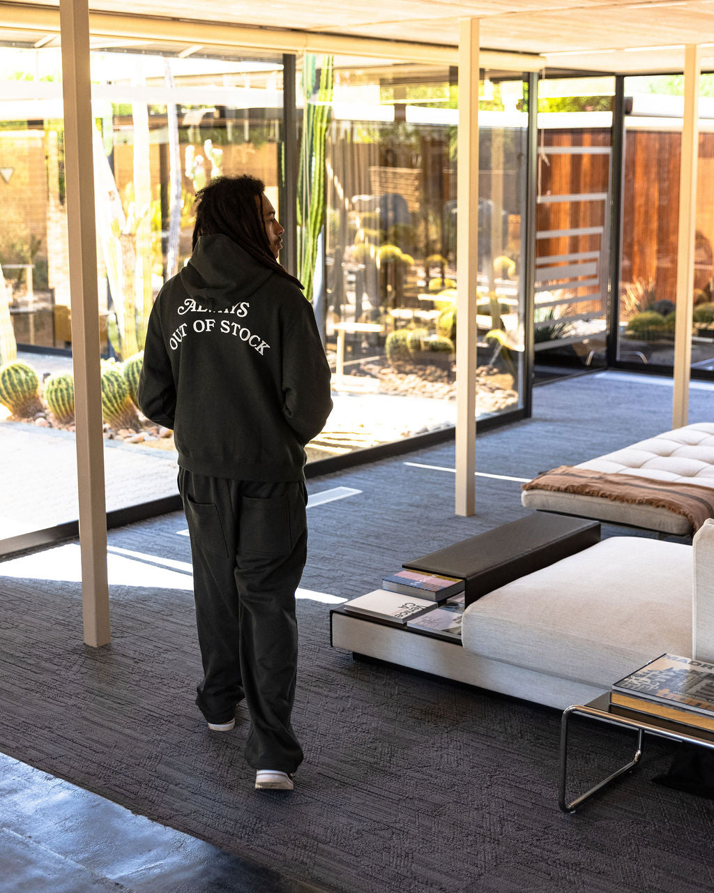 BASIC LOGO HOODIE-OLIVE x OFF WHITE