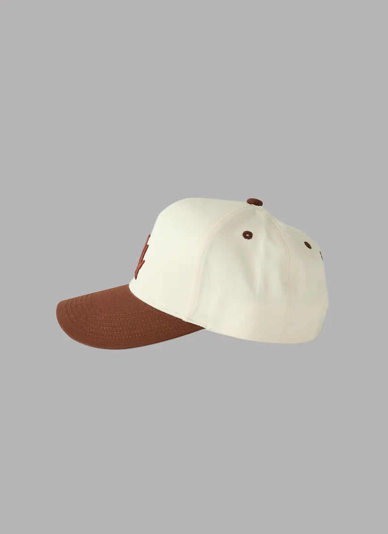 LA LOGO ADJUSTABLE CAP-BROWN x IVORY
