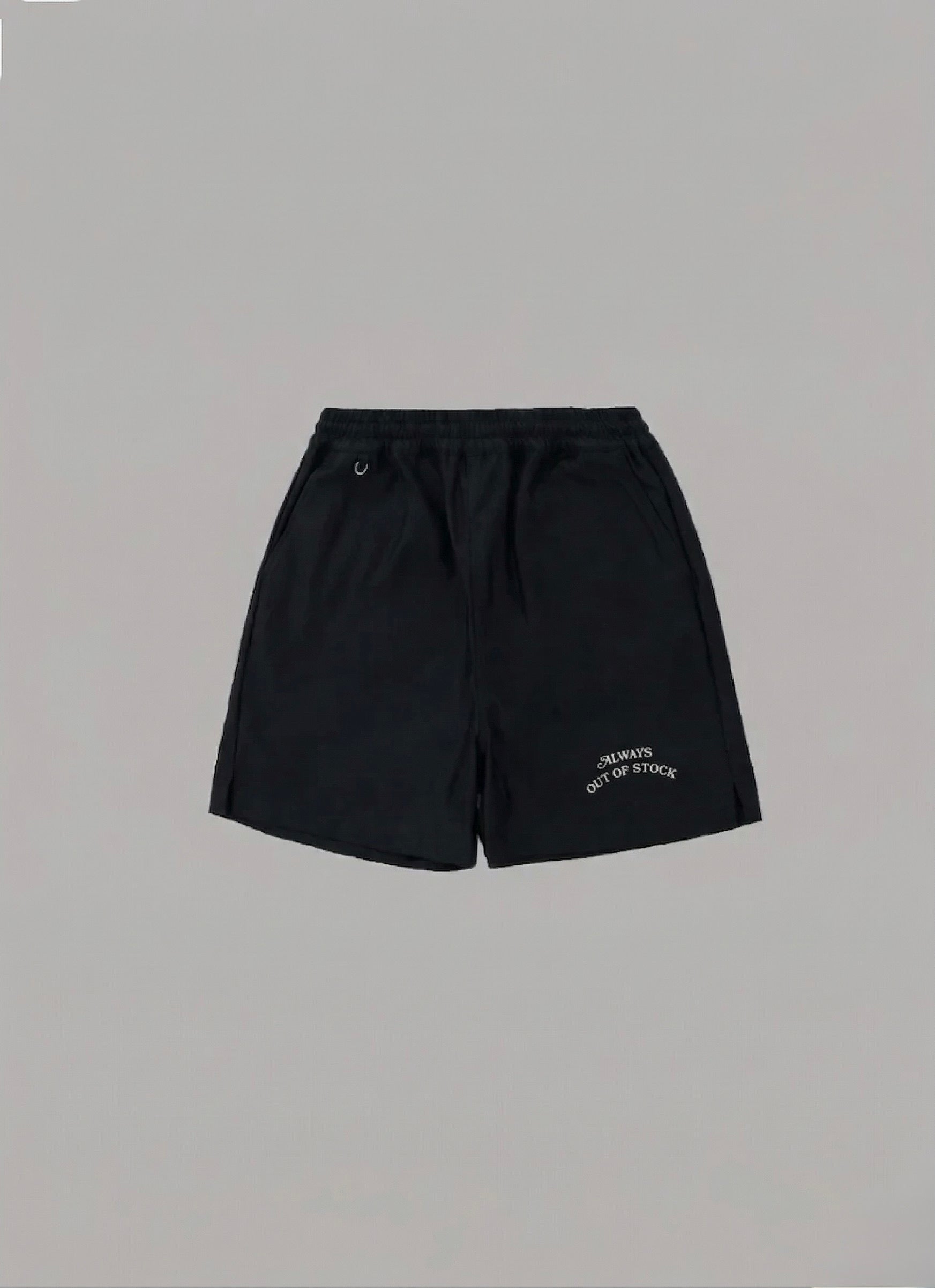 BASIC LOGO HALF BASKETBALL SHORTS-BLACK