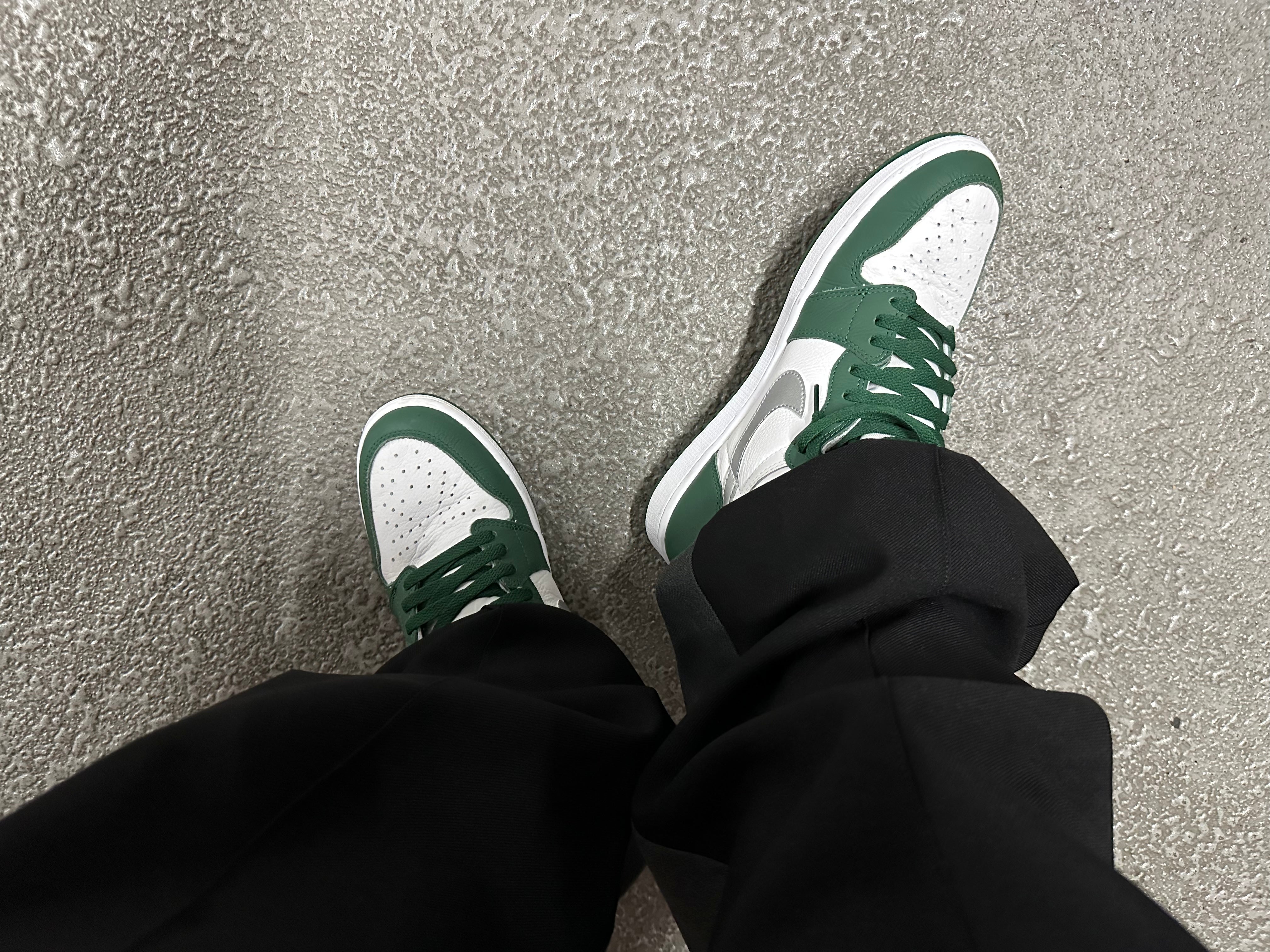 JORDAN 1 LUCKY GREEN 並びレポ 04/15/2023