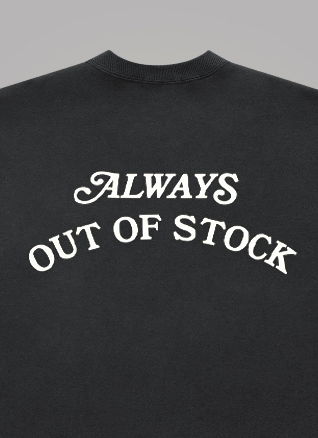 BASIC LOGO CREWNECK - CHARCOAL x OFF WHITE