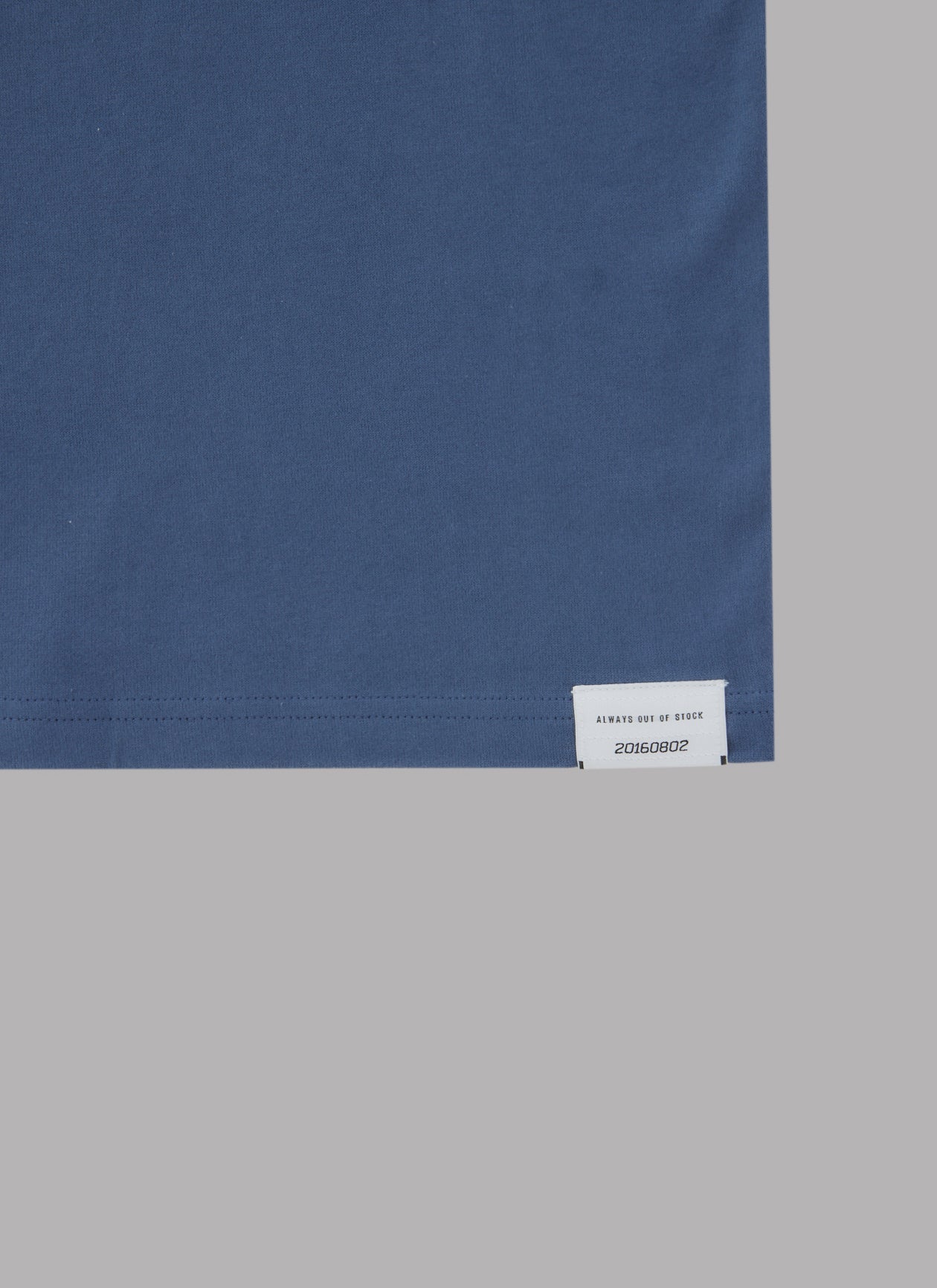 SWD_S/S TEE-DUSTY NAVY