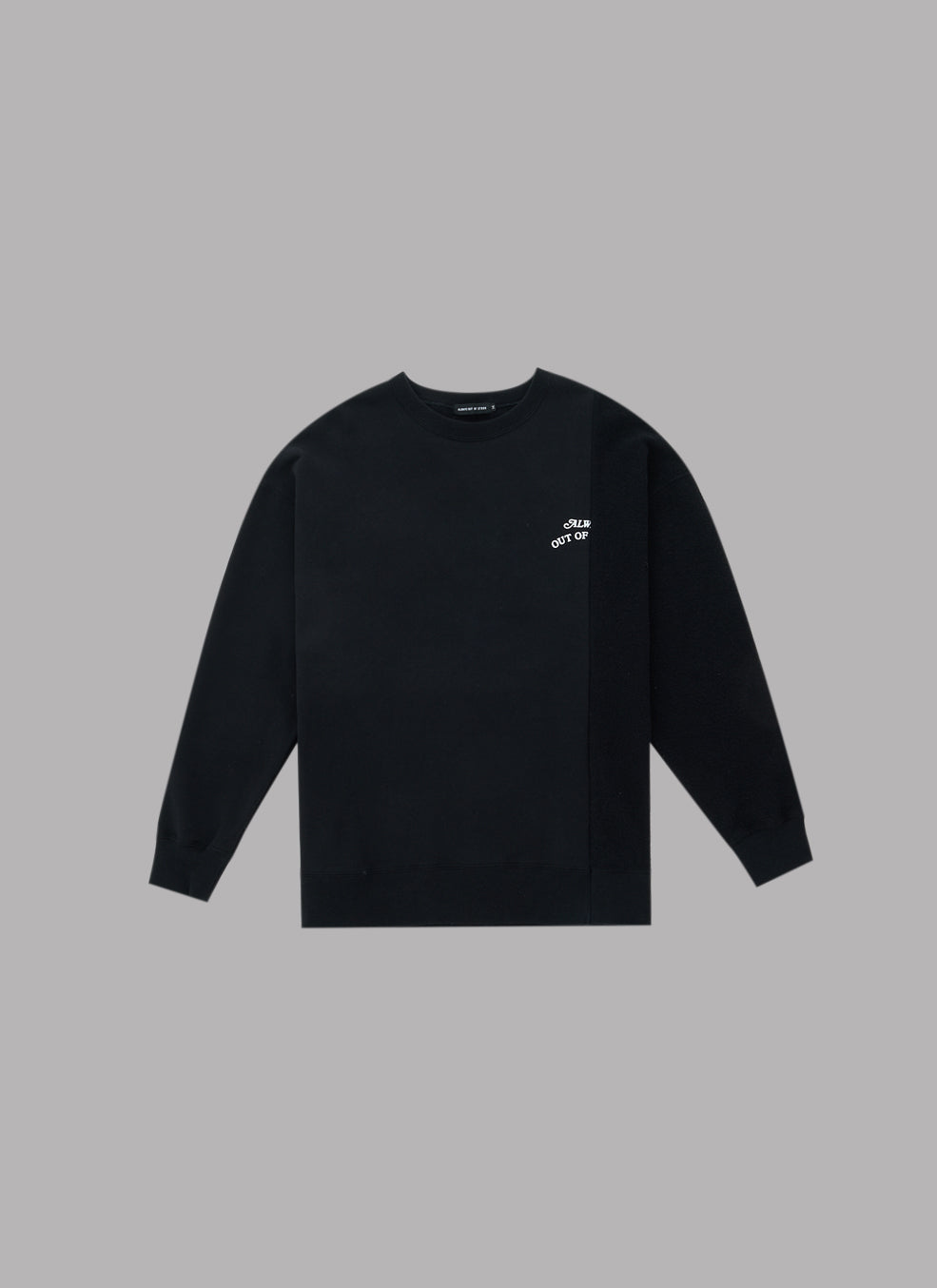 SWITCHED BASIC LOGO CREWNECK-BLACK