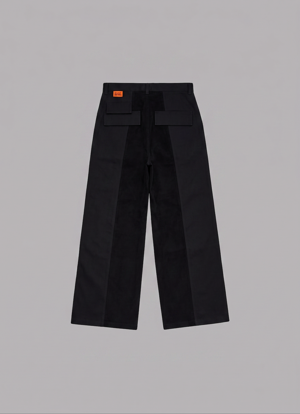 TWO-PLEAT SWITCHED WIDE PANTS - BLACK