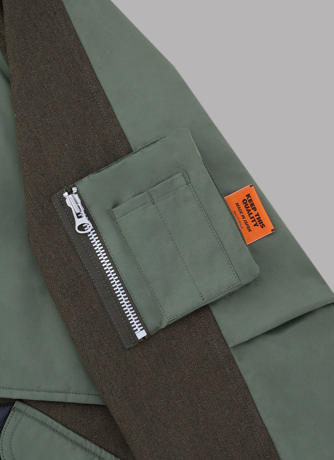 COMBINATION FLIGHT JACKET-OLIVE