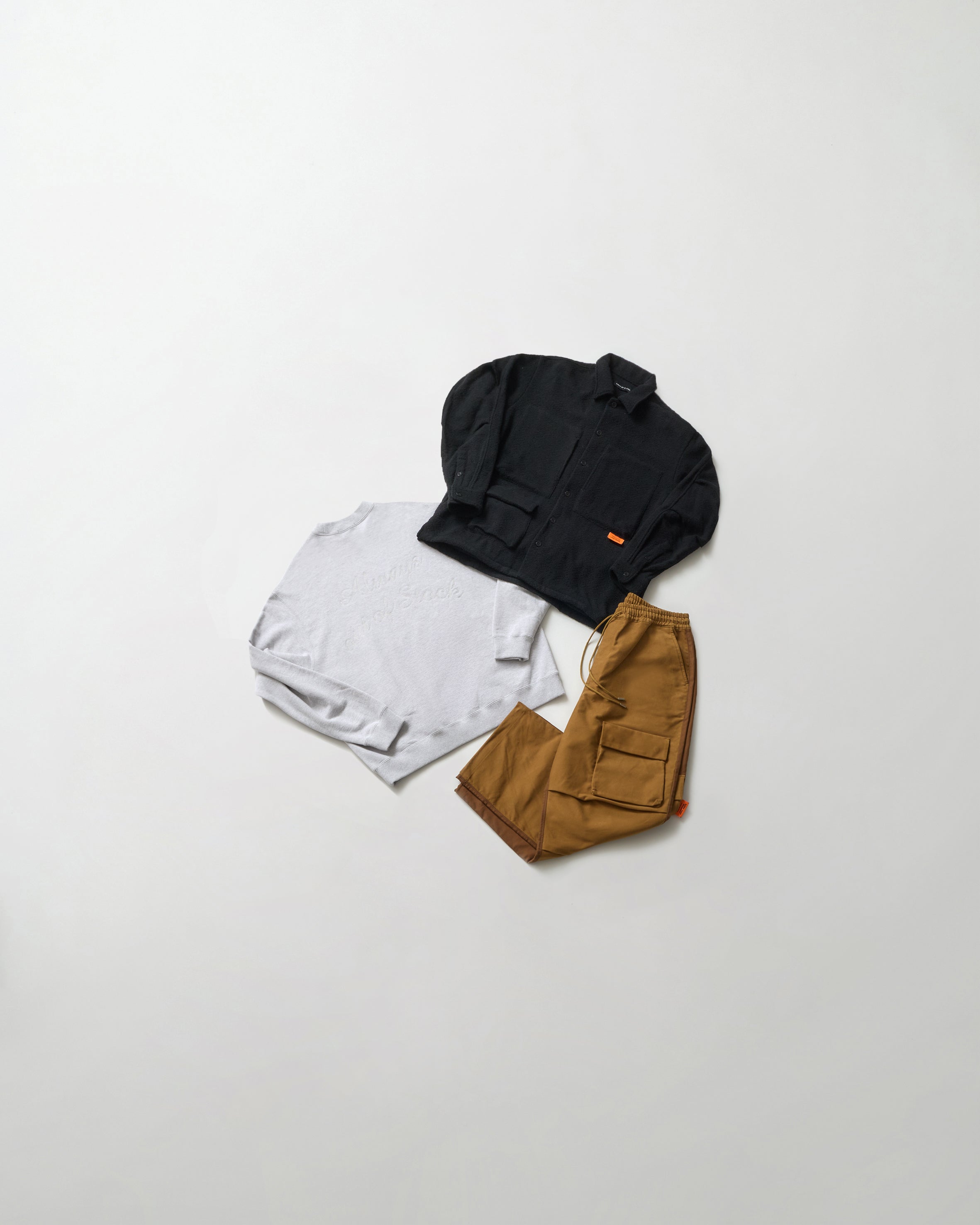 CLASSICAL LOGO CREWNECK-GRAY