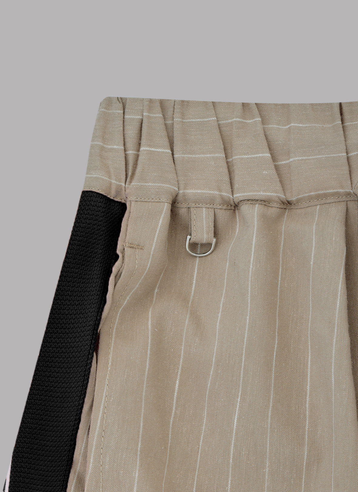 SIDE STRIPE LINEN TUCKED SHORTS-BEIGE