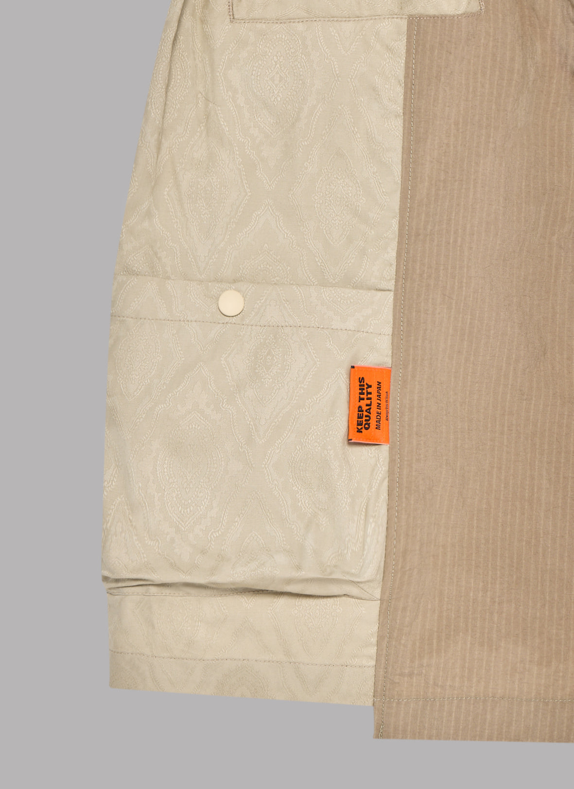 JACQURED PATTERN RESORT 2TUCK SHORTS - IVORY