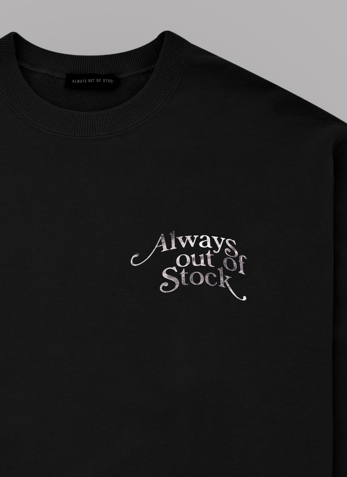 PLAY LOGO CREWNECK-BLACK (NEW YEAR COLLECTION)