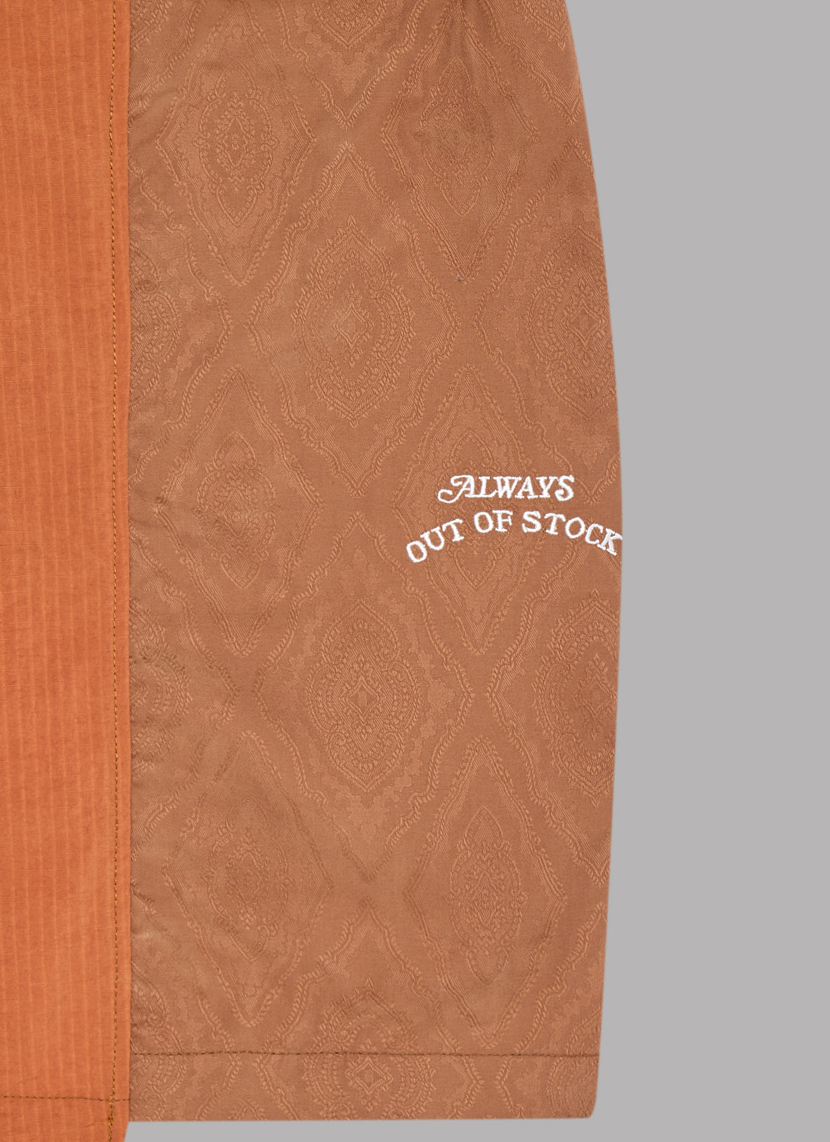 JACQURED PATTERN RESORT 2TUCK SHORTS - BROWN