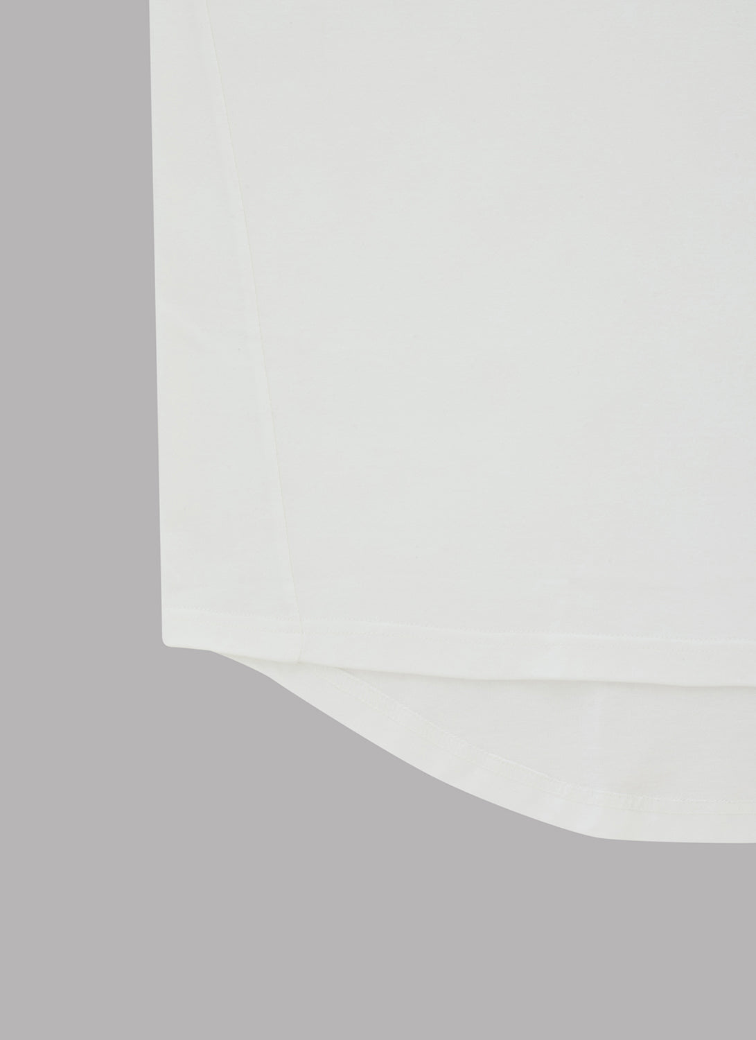 ROUNDED OLD ENGLISH L/S SUPIMA TEE-WHITE