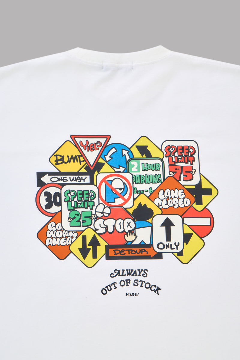 TRAFFIC SIGN S/S TEE-WHITE