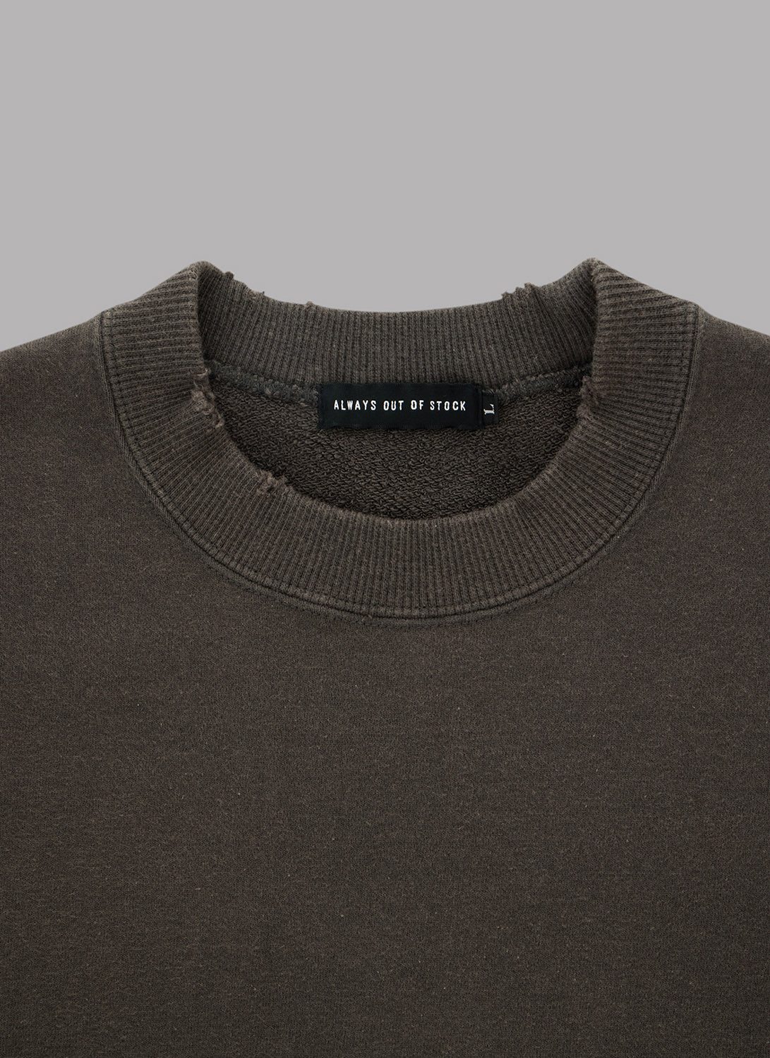 WASHED DAMAGED HALF SLEEVE CREWNECK-CHARCOAL