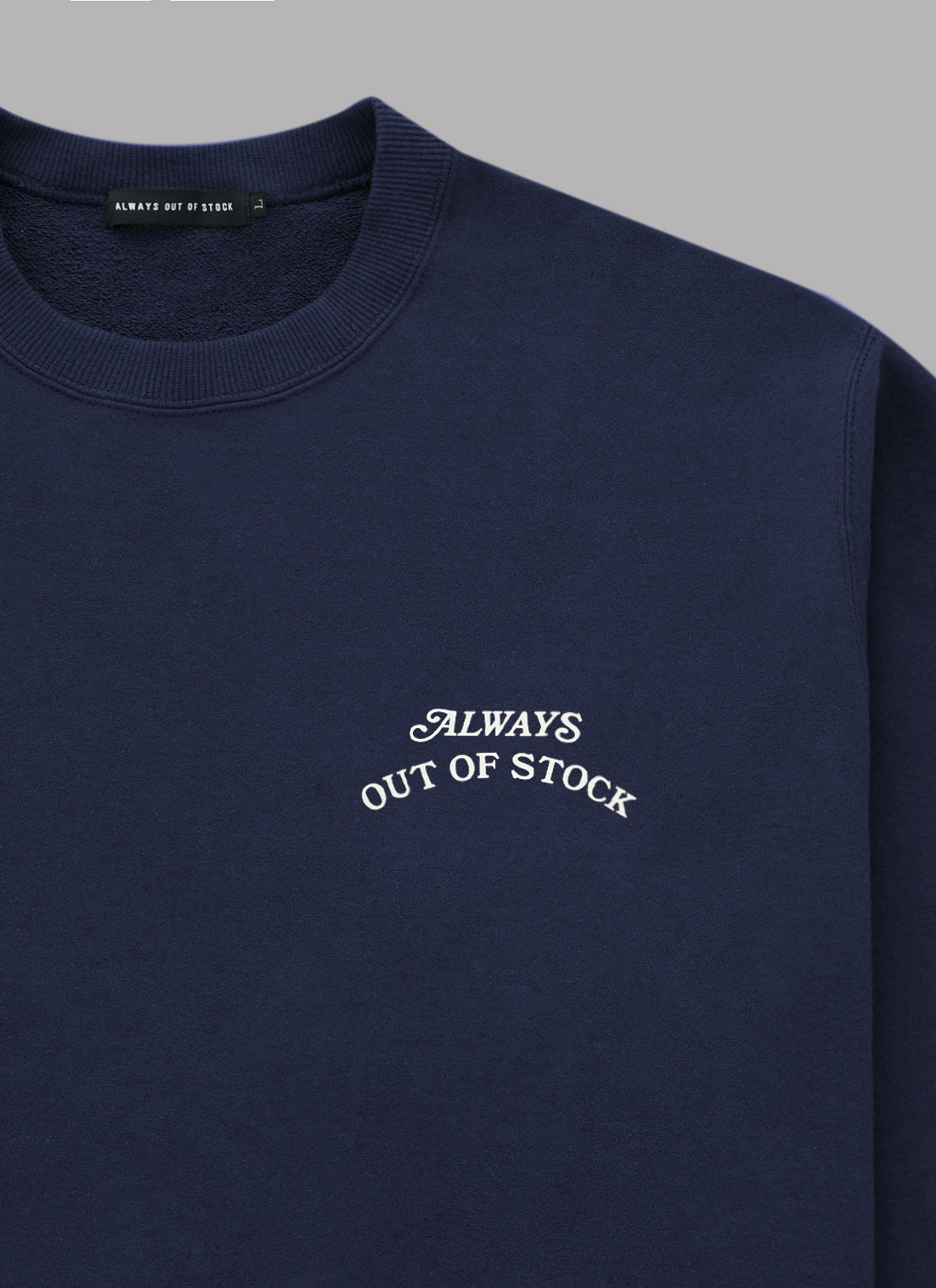 BASIC LOGO CREWNECK -NAVY x OFF WHITE