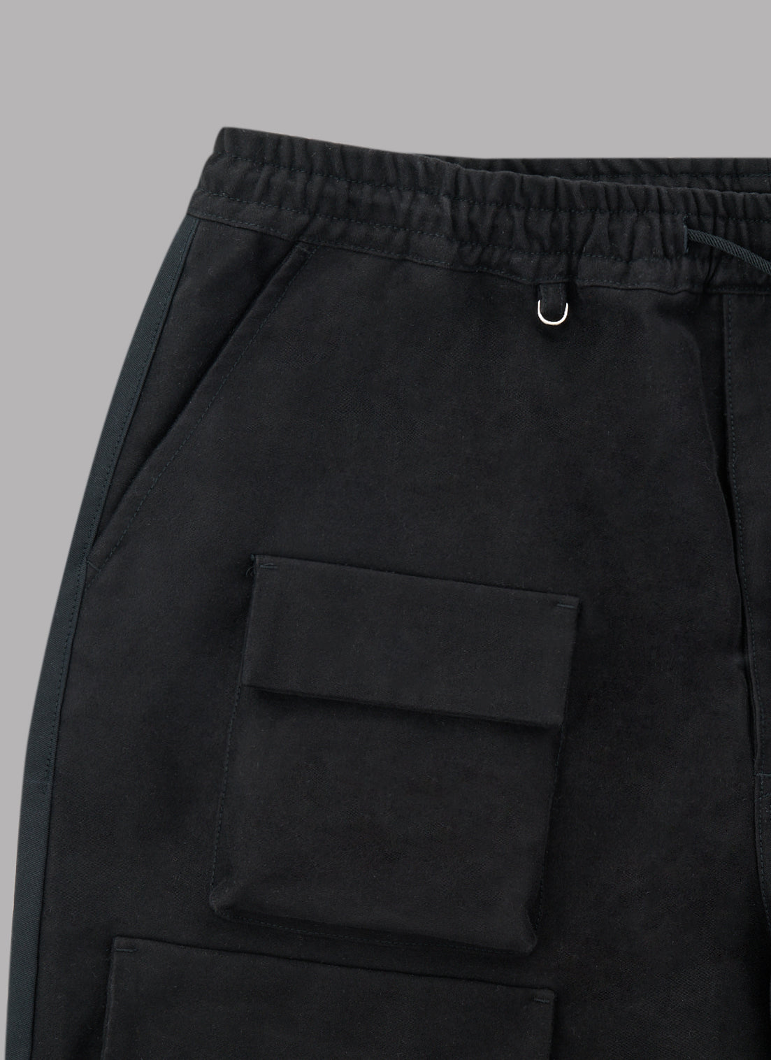 NINE POCKET WIDE CARGO-BLACK