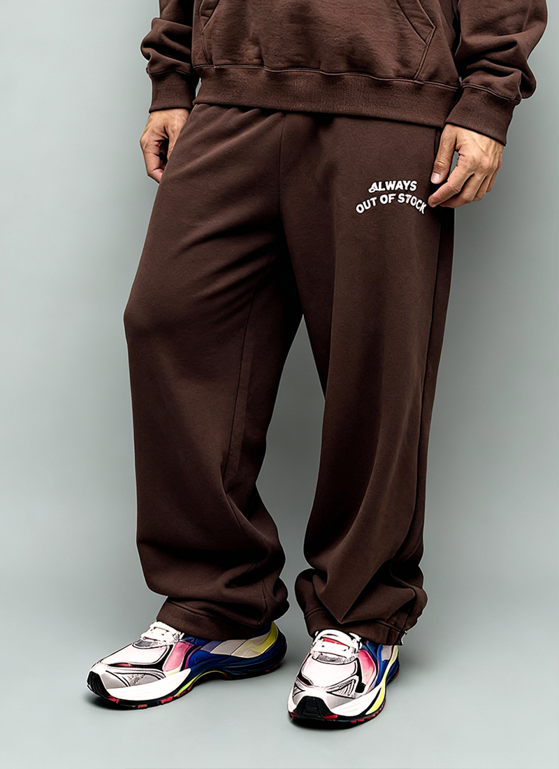 BASIC LOGO SWEAT PANTS-BROWN x OFF WHITE